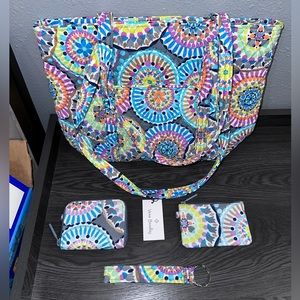 Vera Bradley Sunny Medallion Small Vera Tote